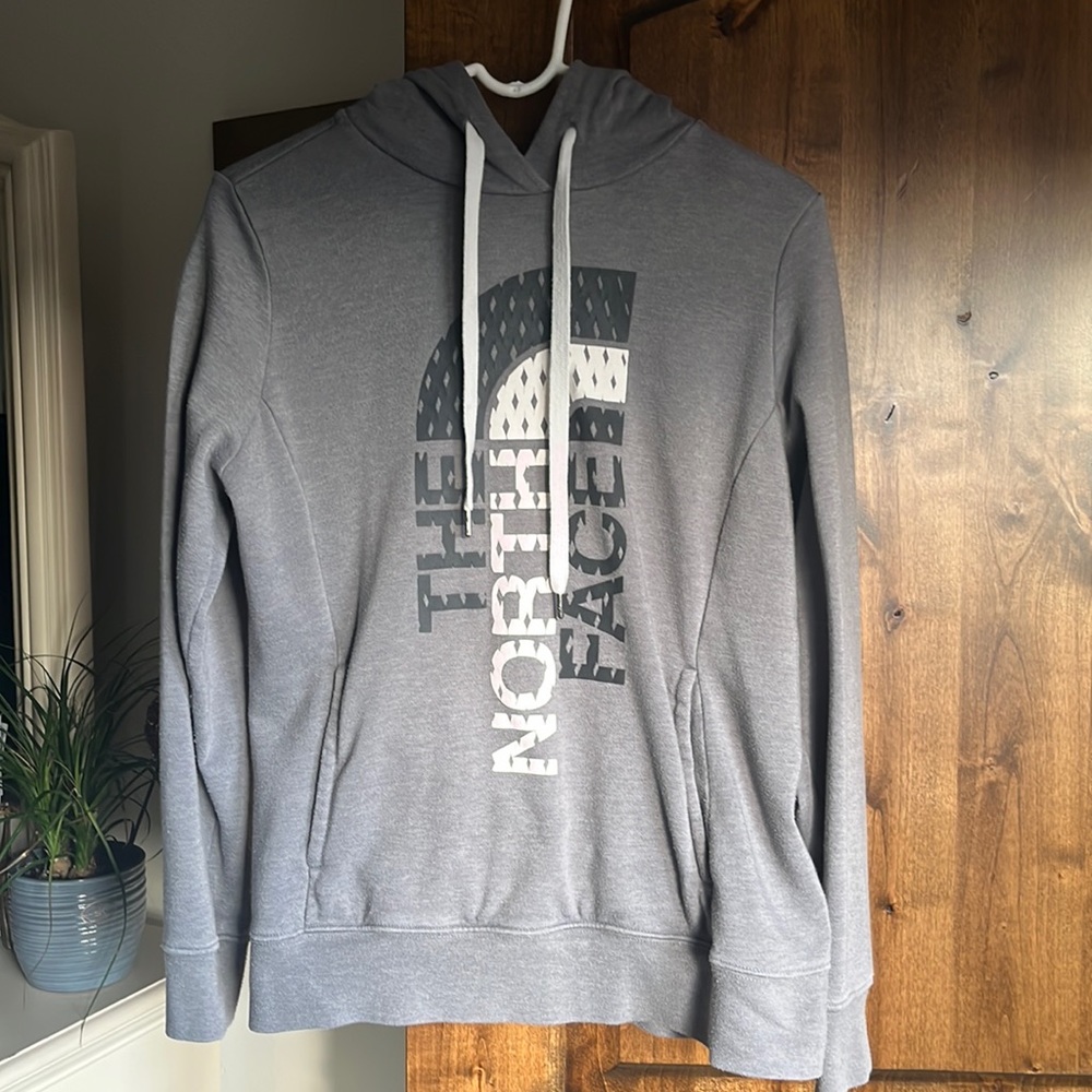 The Northface hoodie